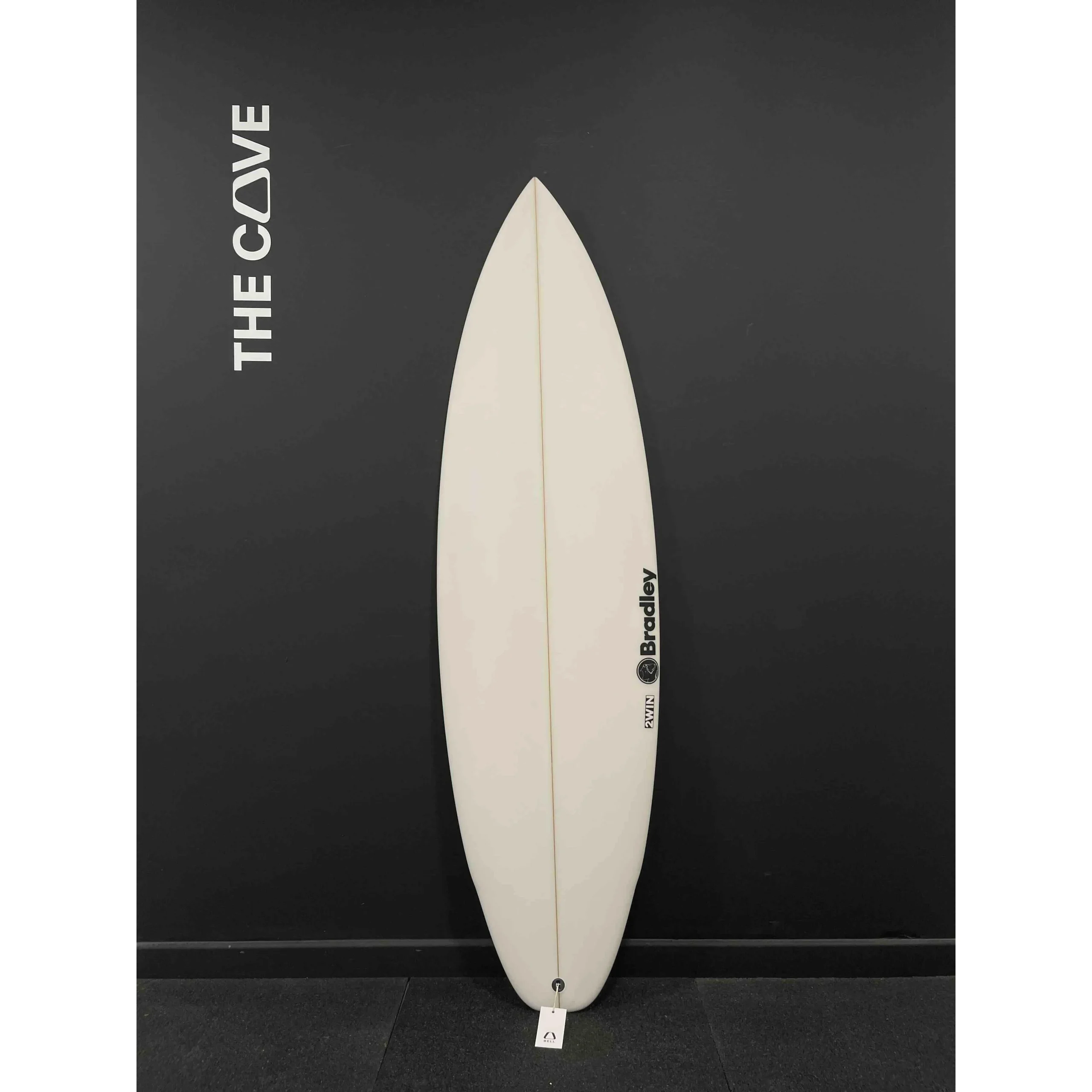 2WIN 5'7" x 18 3/4" X2 3/8" - 25.80L, 2xFCS 2 Fin Boxes, PU [New] - ID:895276
