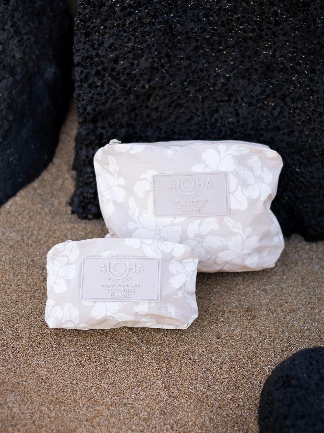 Aloha Collection Puakenikeni Distressed Mini Pouch