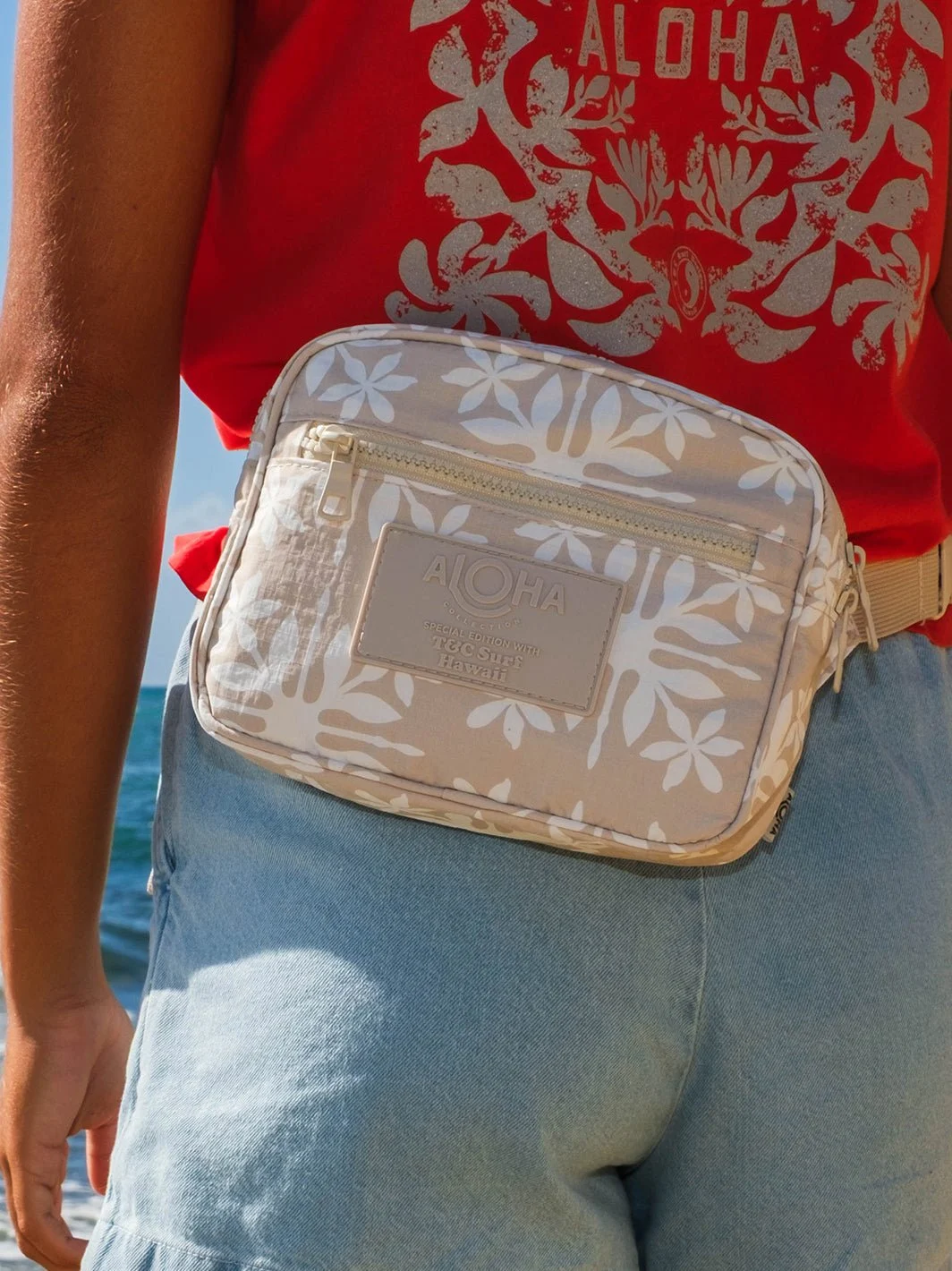 Aloha Collection Tiare Quilt Hip Pack