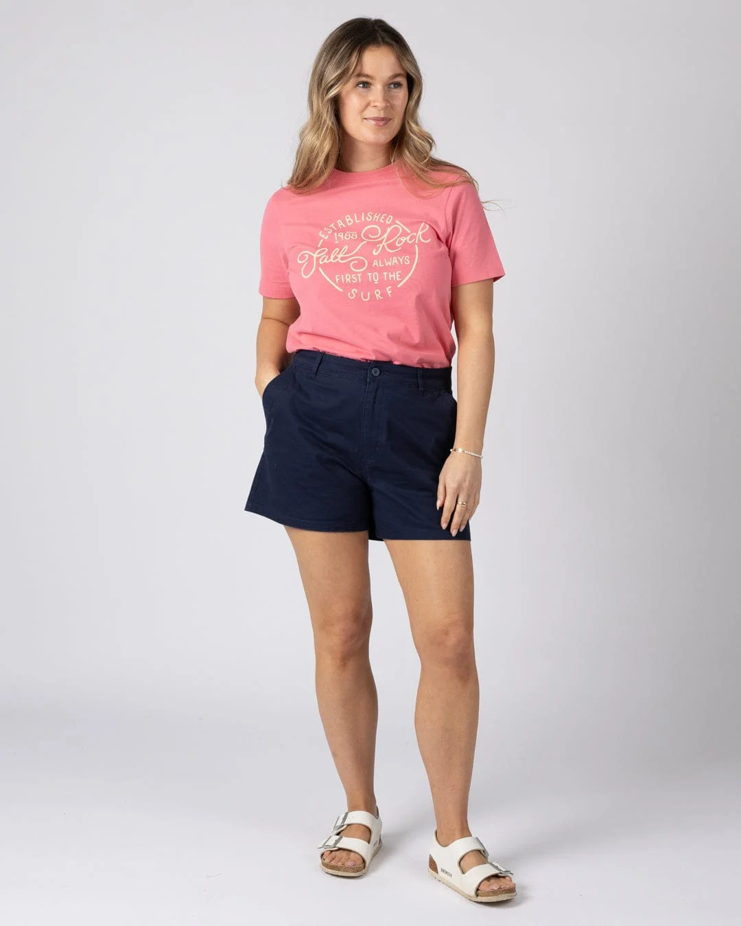 Cara Womens Mid Rise Chino Shorts in Blue