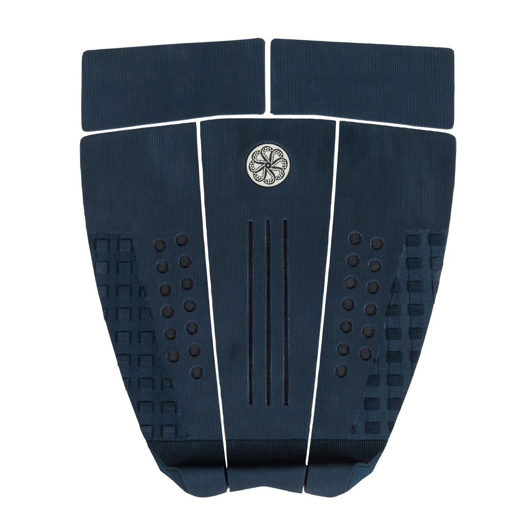 Chippa Wilson IV Signature Traction Pad- Midnight/Black