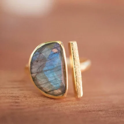 Laura Ring- Gold Vermeil / Labradorite