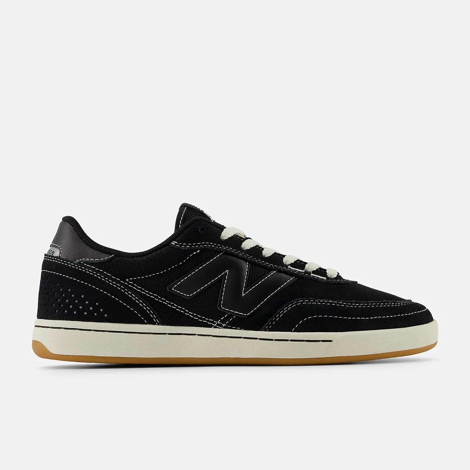 New Balance 440v2 Black/White