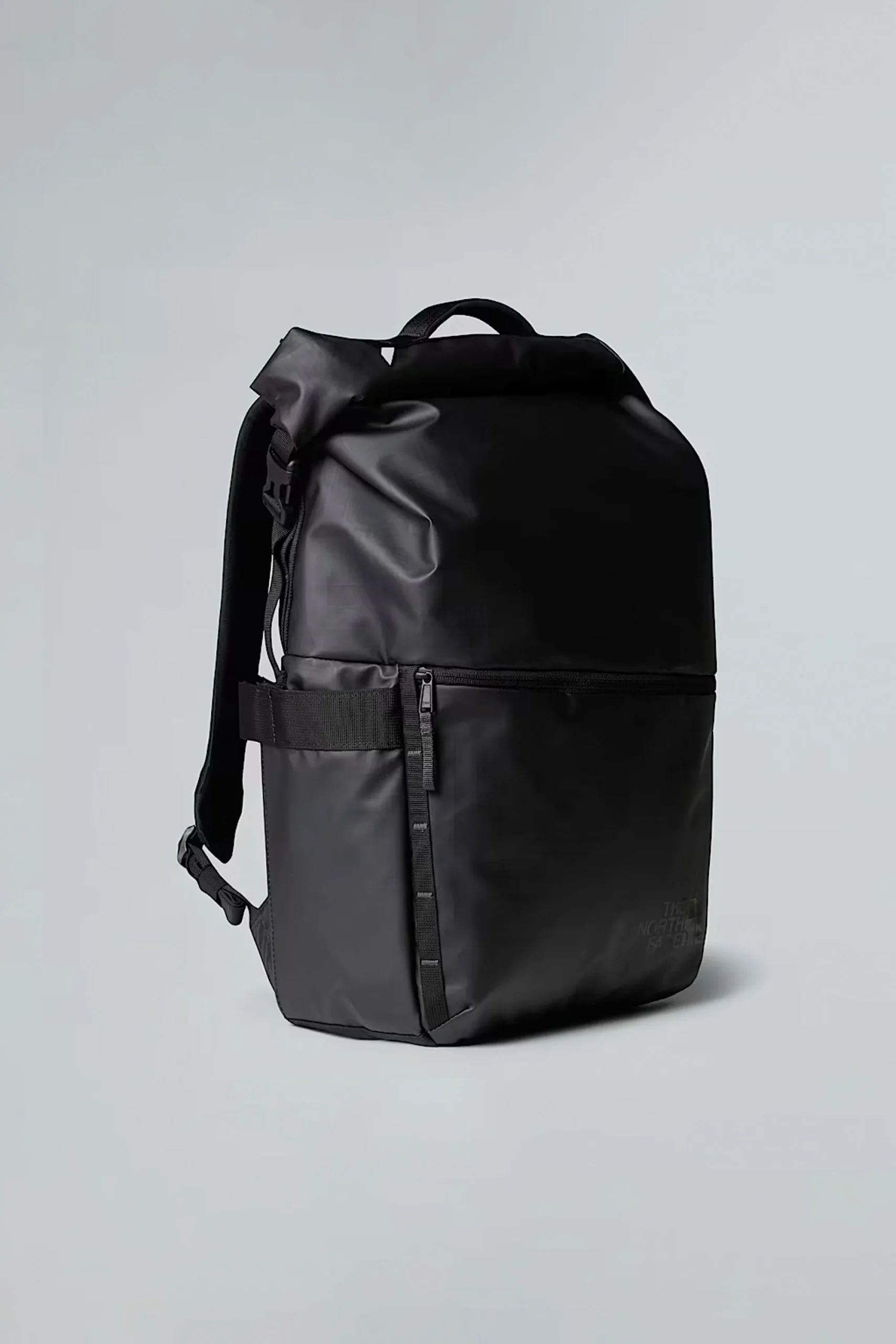 THE NORTH FACE - BASE CAMP VOYAGER ROLLTOP BACKPACK