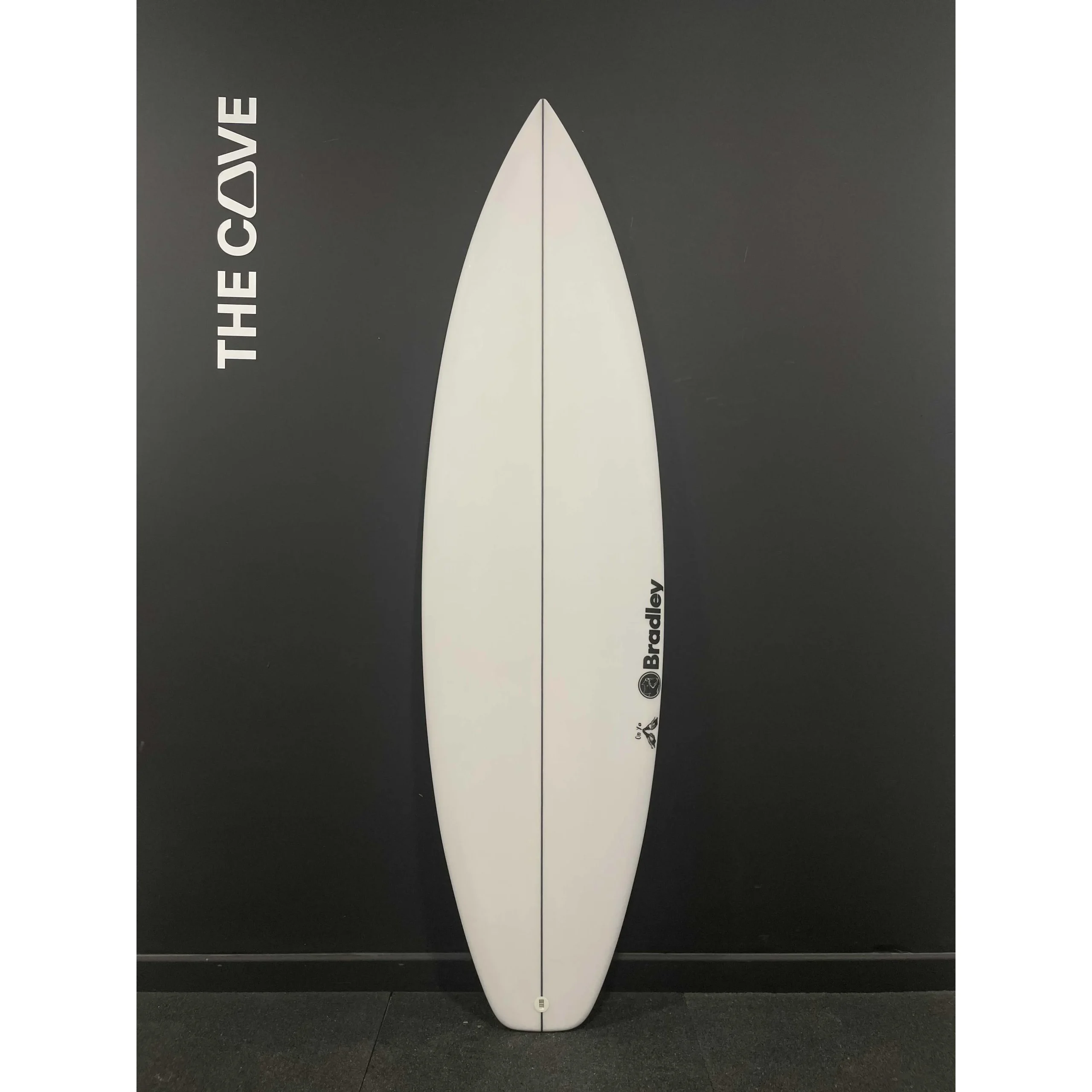 On Ya (narrow) 6'1" x 20" X2 9/16" - 33.20L, 3xFutures Fin Boxes [New] - ID:1029738