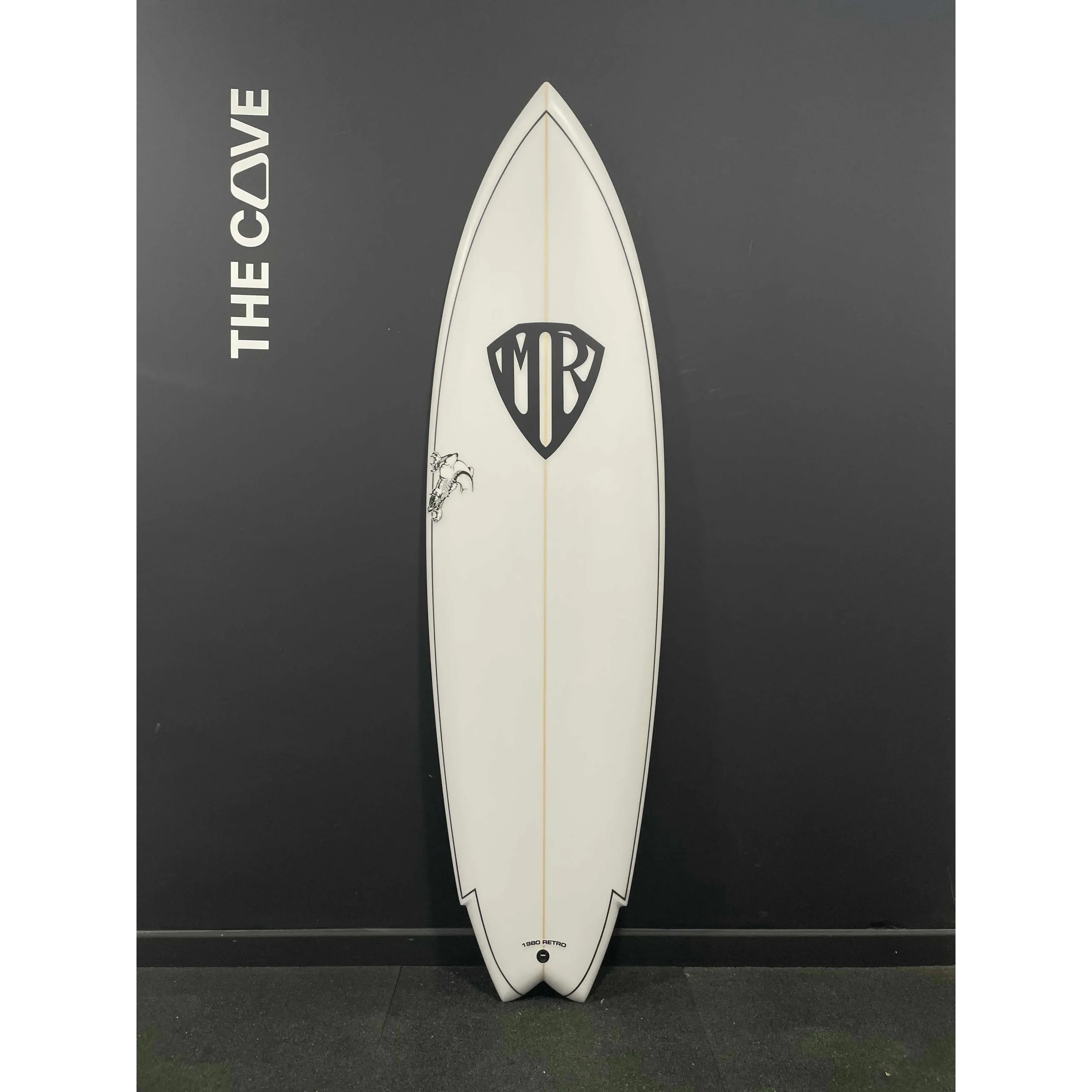 Retro Twin 6'2" x 20 1/4" X2 3/4" - 37.00L, Wing Swallow, 2xFCS 2 Fin Boxes, PU [New] - ID:954881