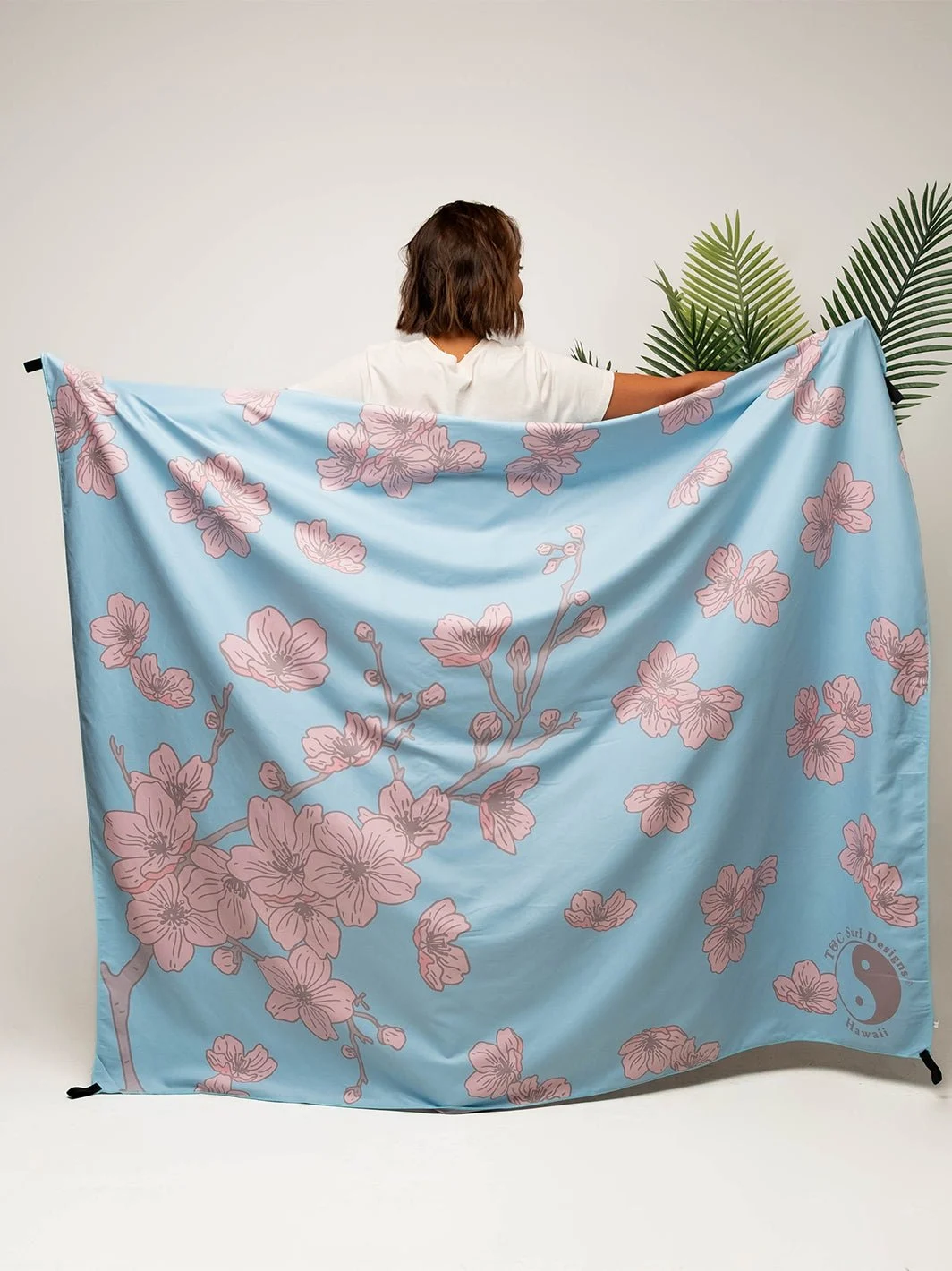Sakura Branch Microfiber Towel Blanket