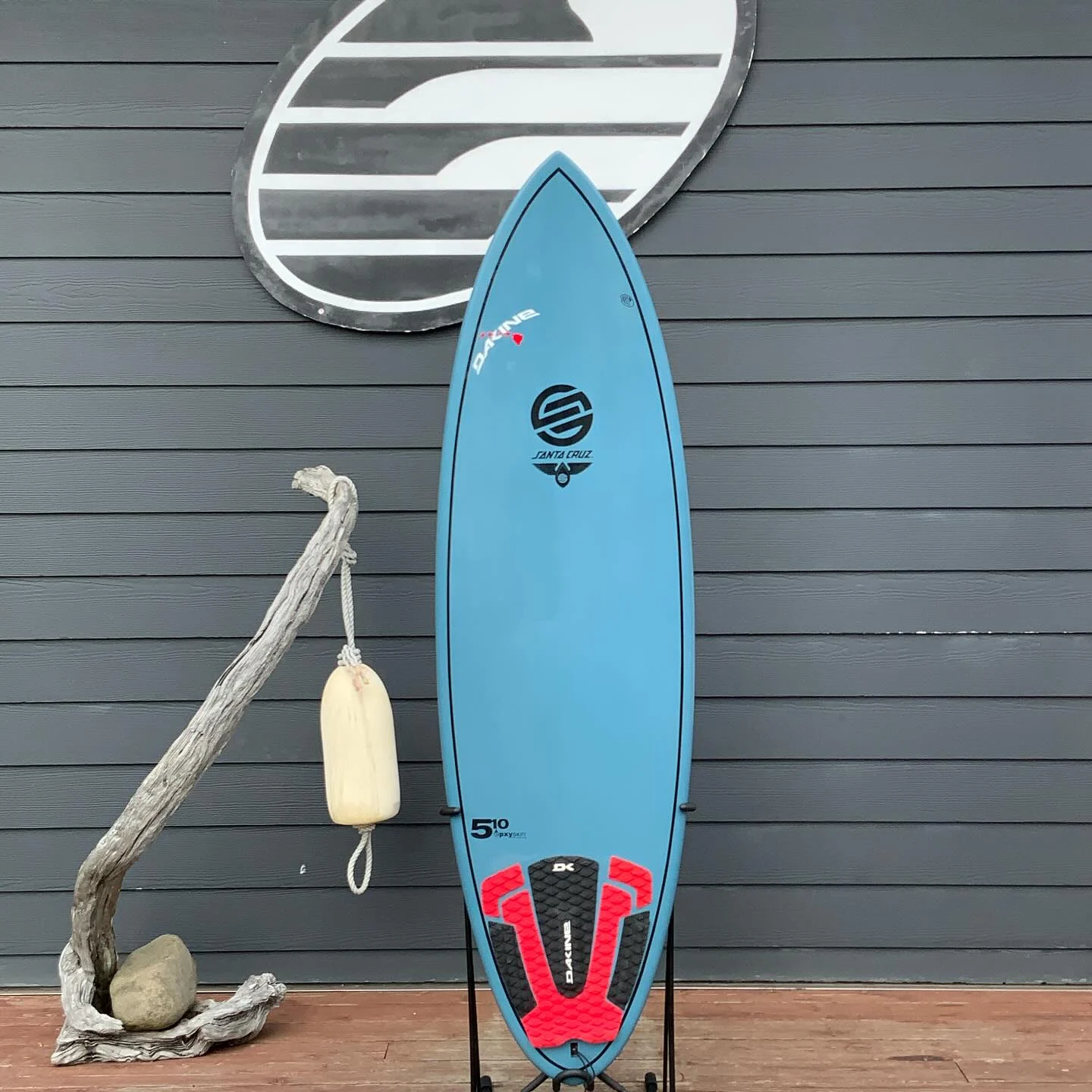 Santa Cruz Custom 5'10 × 19 ⅝ × 2 ¼ Surfboard • USED