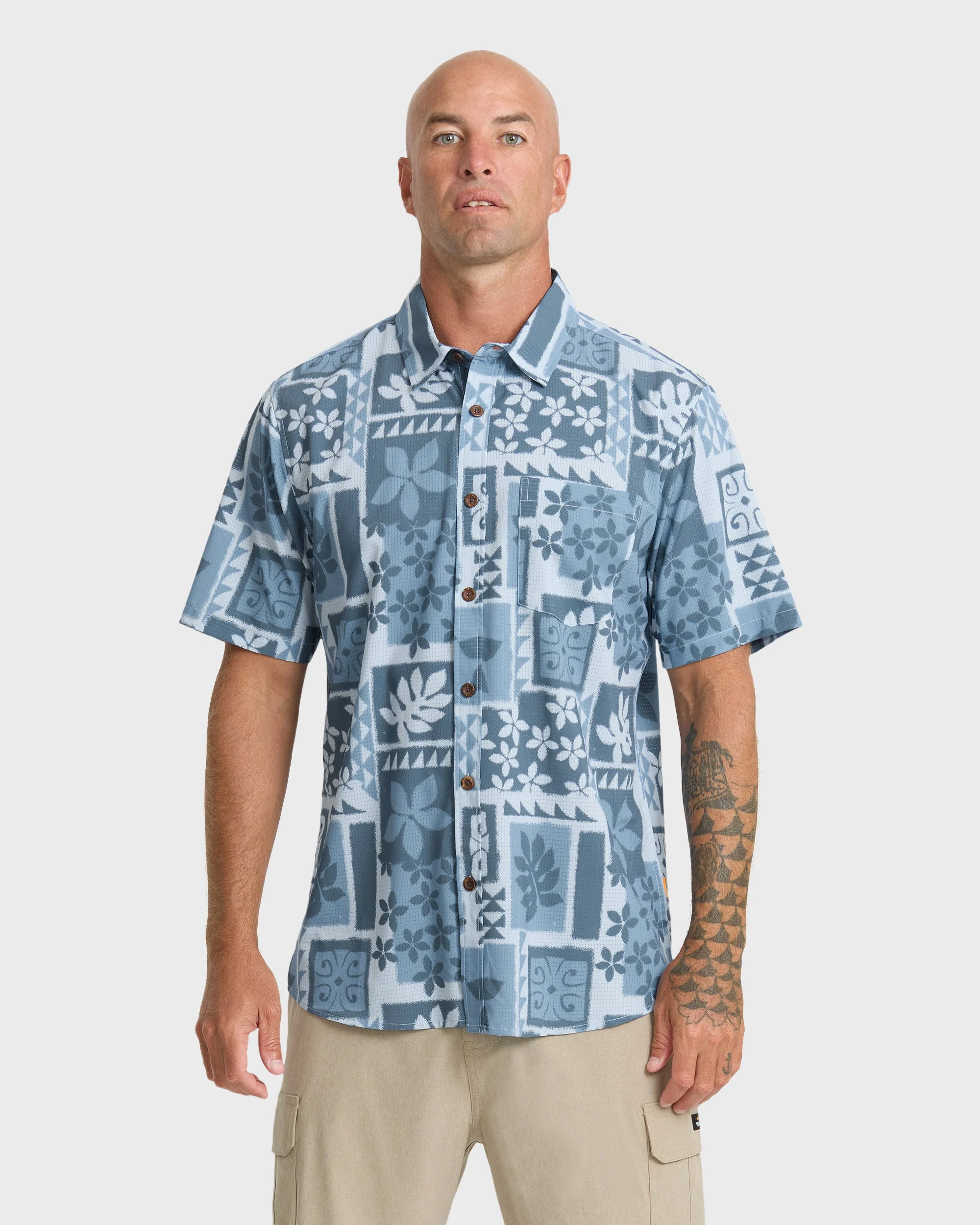 Waterman Sandy Cove Short Sleeve Woven Shirt - Skyway | Quiksilver
