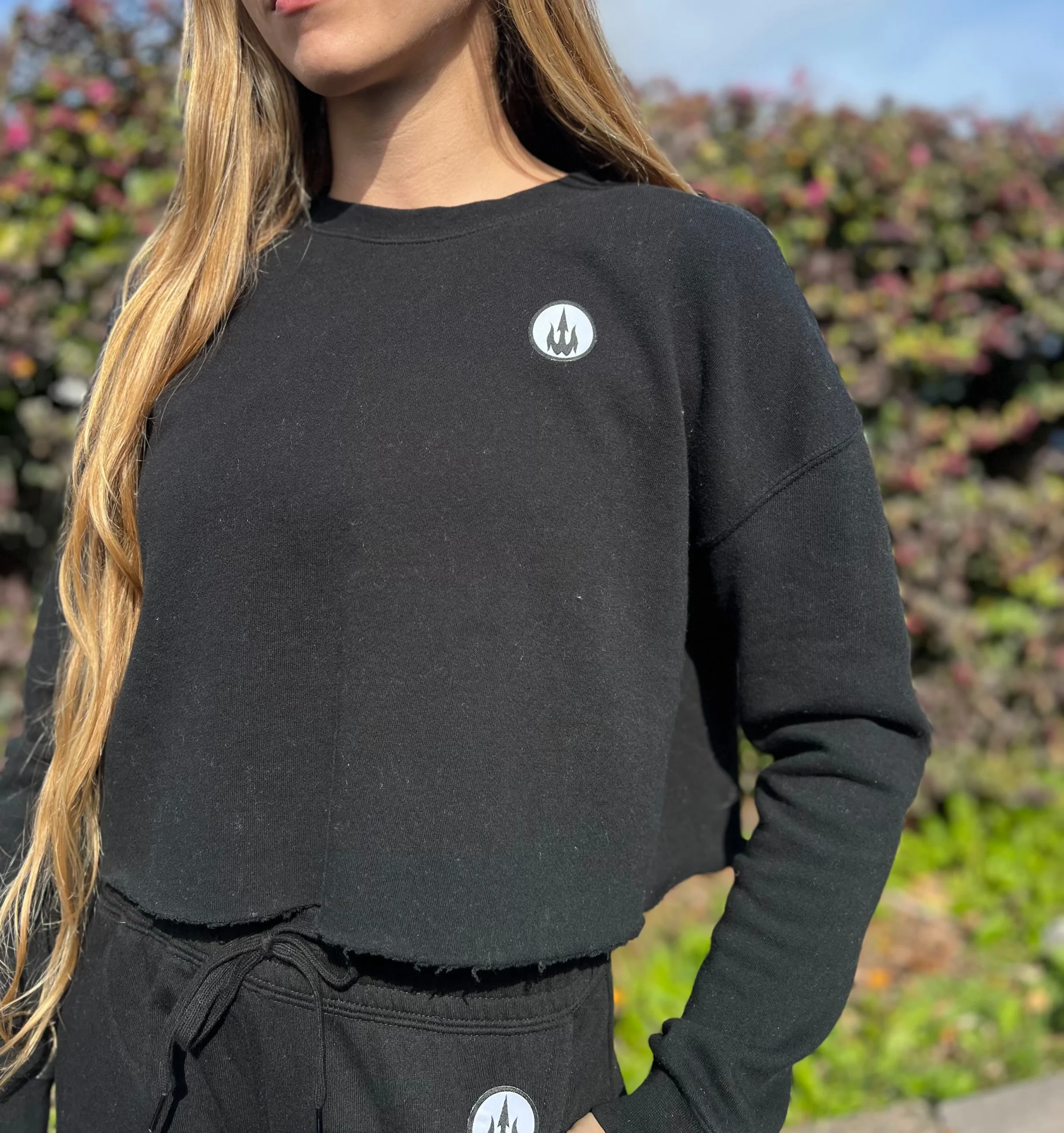 WBZ Indy Fleece Crop Top Sweatshirt Black